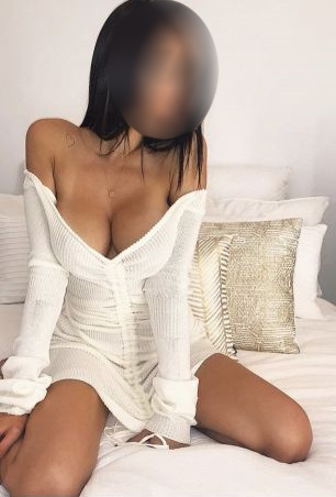 Eskort Nevşehir: BİRÇOK HİZMET BEN SENİN SEKSİ KIZINIM, BEKAR KADIN ZENGİN KALÇALI YATAK İÇİN